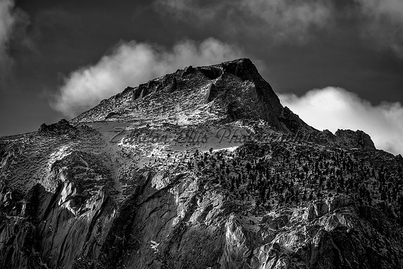The Peak / B&W